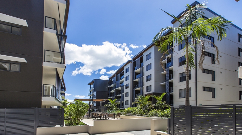 JADE,ALBION - BRISBANE